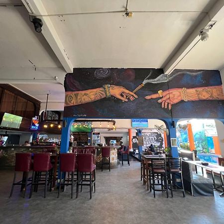 The Eighty8 Hostel Phnom Pen Exterior foto