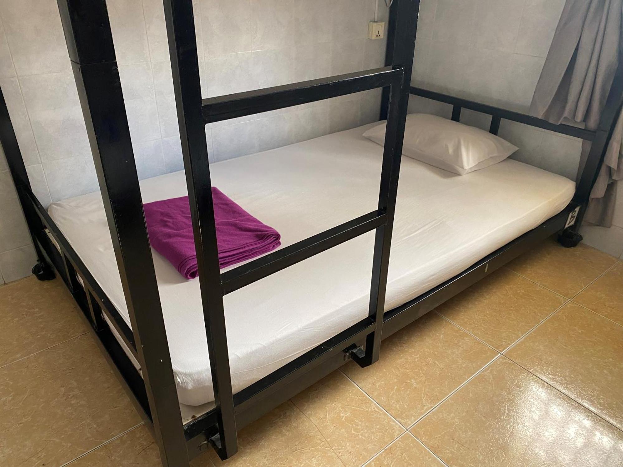 The Eighty8 Hostel Phnom Pen Exterior foto