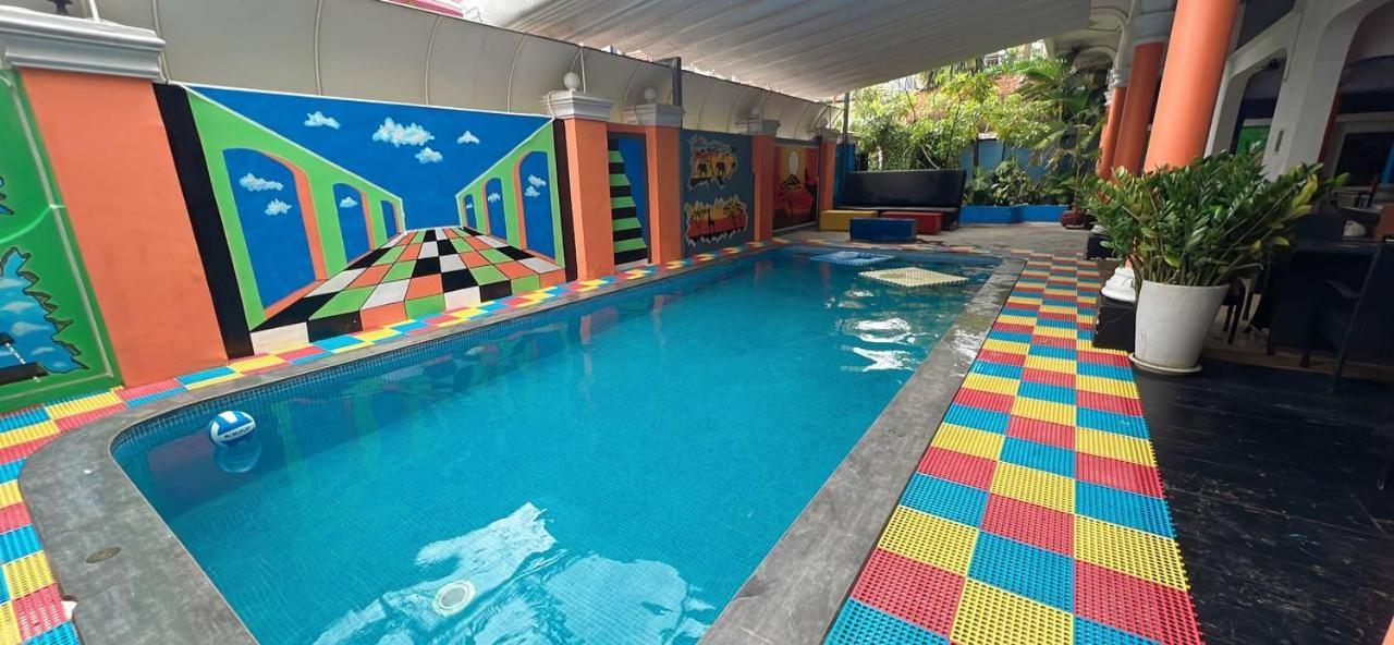 The Eighty8 Hostel Phnom Pen Exterior foto