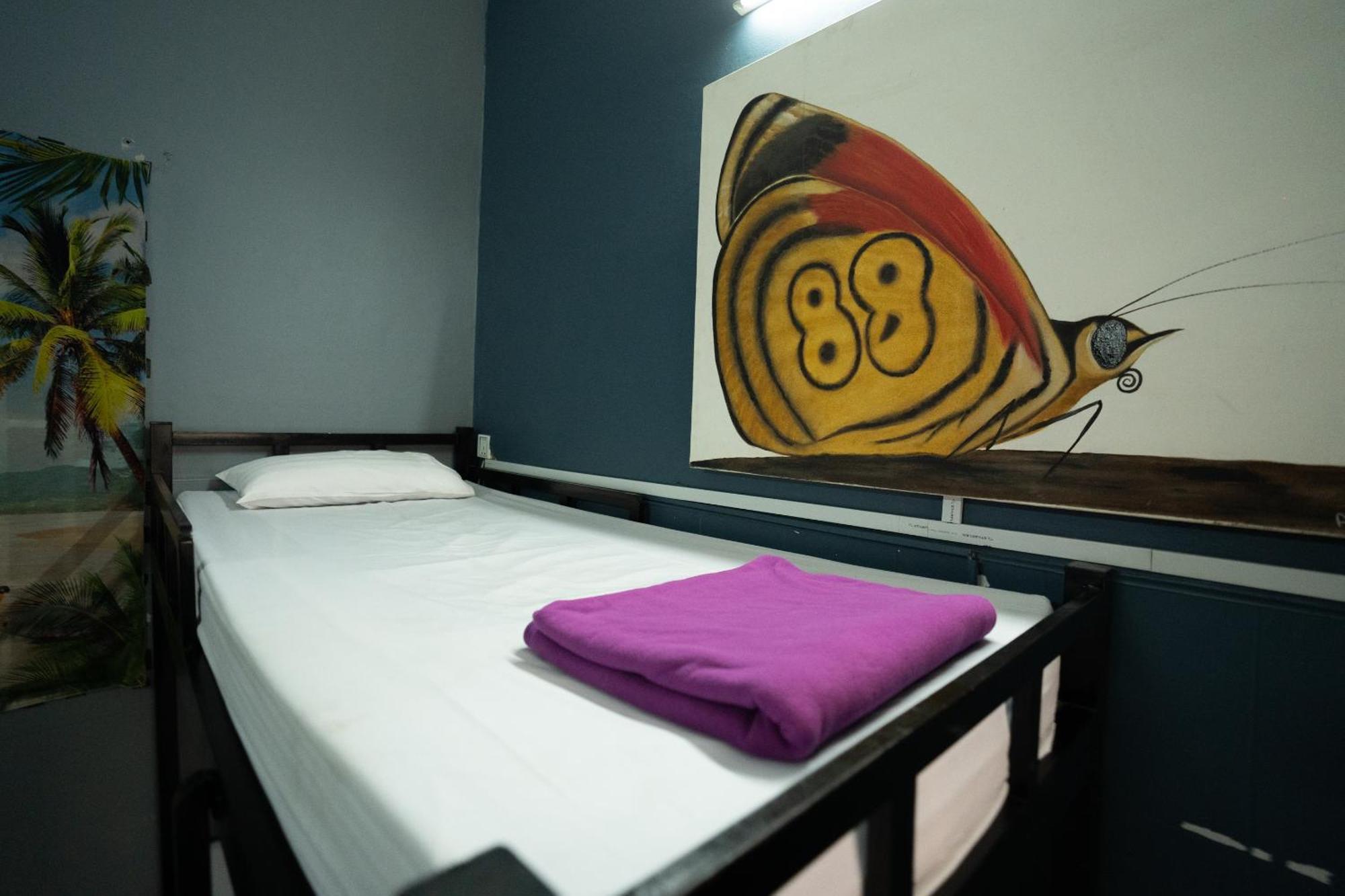 The Eighty8 Hostel Phnom Pen Exterior foto