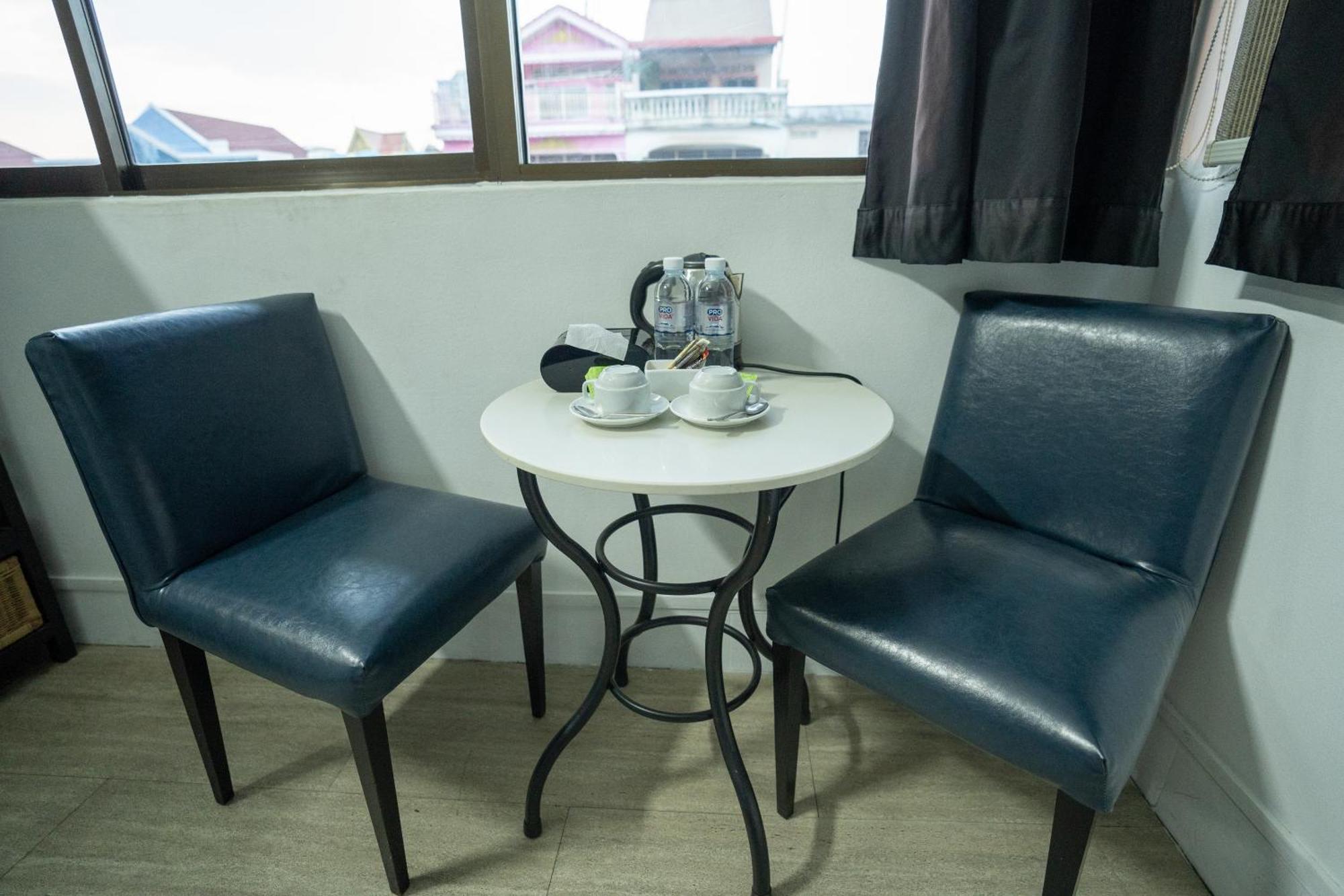 The Eighty8 Hostel Phnom Pen Exterior foto