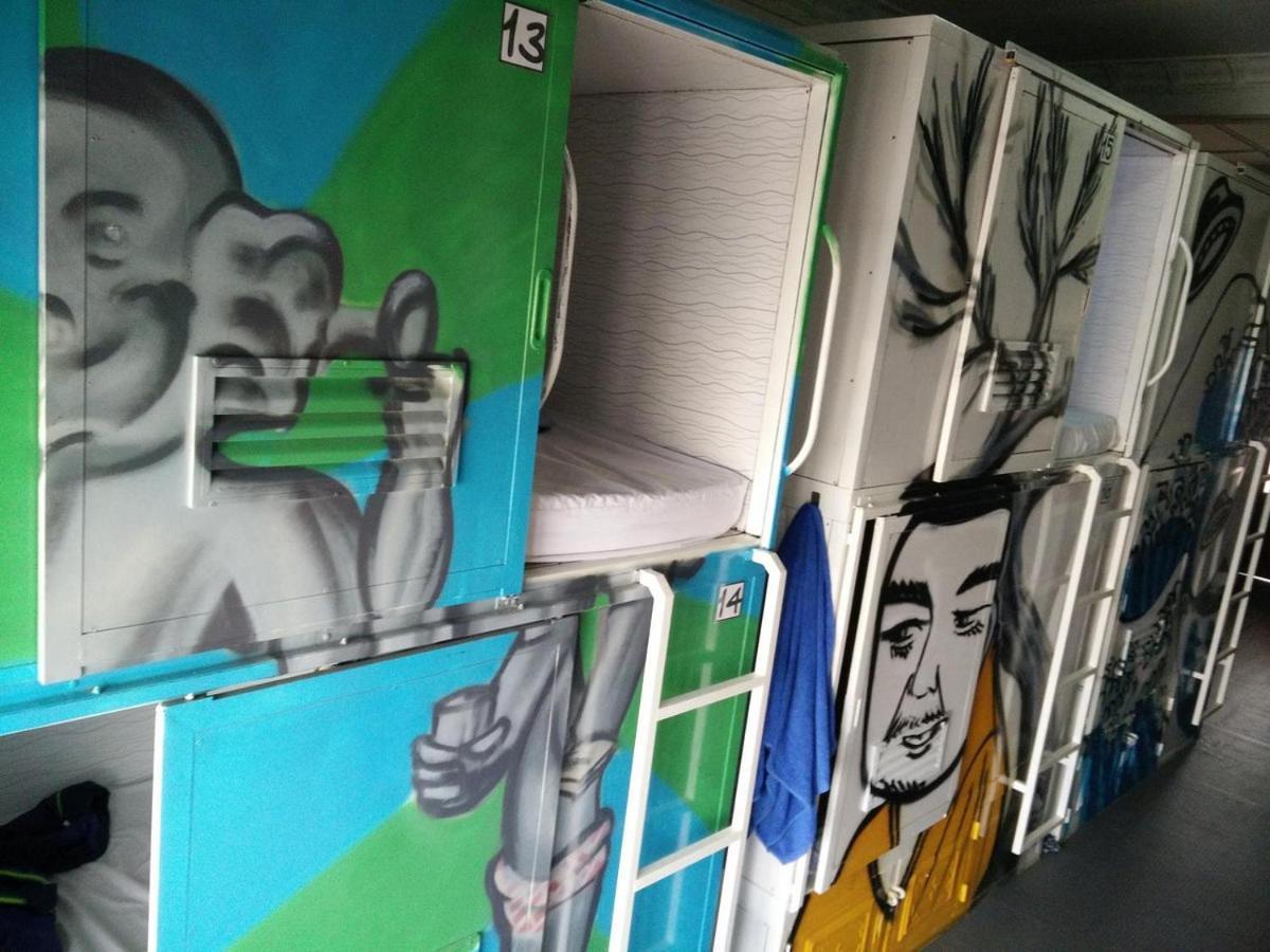 The Eighty8 Hostel Phnom Pen Exterior foto